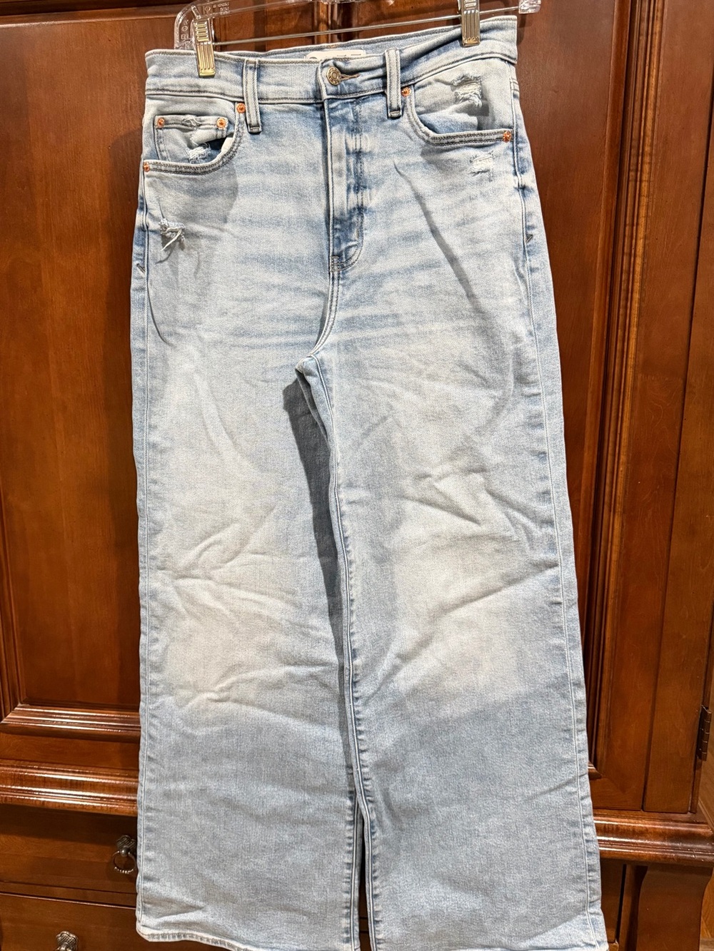 Light Blue Wide-Leg Women's Jeans - High Rise Flare